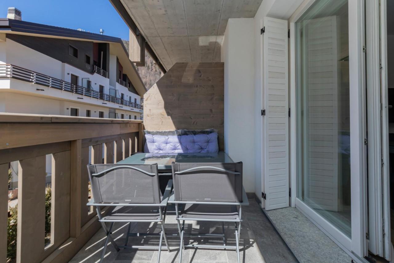 Cristallo Apartment - Ristrutturato Nuovo Centro Aprica Bagian luar foto